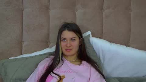 Snapshot of rachellsimpson chatting on February 24, 2026, 6:39 pm RachellSimpson online show from February 24, 2026, 6:39 pm