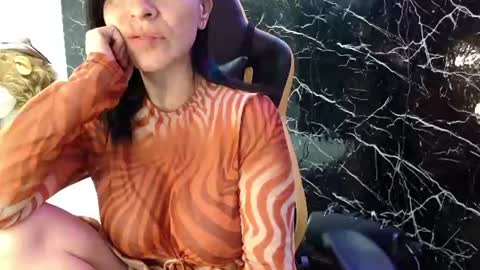 rachelmontero online show from June 12, 2026, 6:51 pm