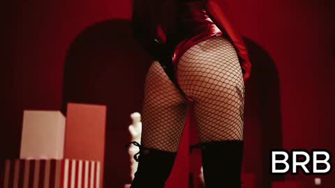 Snapshot of rachelqueen_ chatting on December 13, 2024, 6:59 pm Miko Pleasee help me get 100 likes online show from December 13, 2024, 6:59 pm