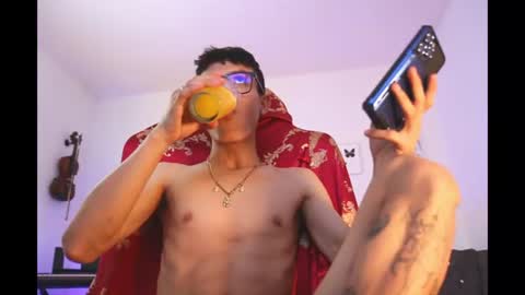 Sebas Andres online show from June 23, 2026, 4:32 am