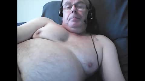 Snapshot of rader50 chatting on November 22, 2025, 10:25 am rader50 online show from November 22, 2025, 10:25 am