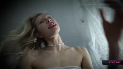 Snapshot of radiant_ada chatting on December 2, 2025, 9:25 am ada online show from December 2, 2025, 9:25 am