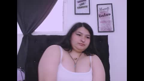 Snapshot of radiantgoddes chatting on October 17, 2025, 5:04 pm radiantgoddes online show from October 17, 2025, 5:04 pm