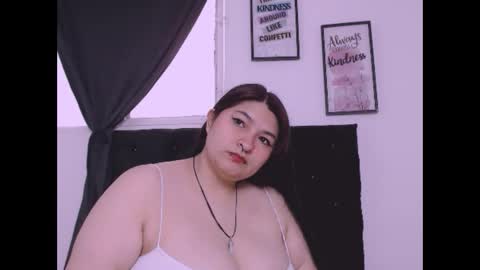 Snapshot of radiantgoddes chatting on October 29, 2025, 1:57 pm radiantgoddes online show from October 29, 2025, 1:57 pm