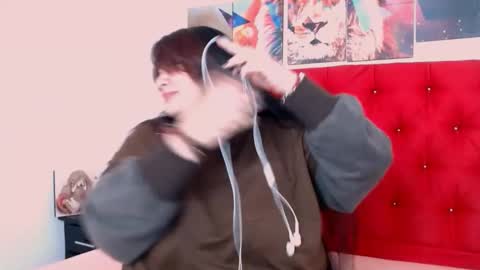 Snapshot of radiantgoddes chatting on November 23, 2025, 4:18 pm radiantgoddes online show from November 23, 2025, 4:18 pm