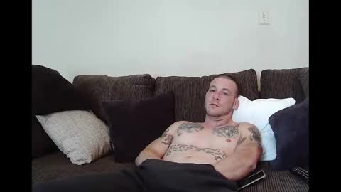 Lauren online show from February 16, 2025, 4:53 pm