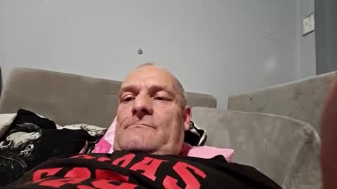 Snapshot of ragingzef69 chatting on April 16, 2026, 1:12 pm Bigthickdickinvic online show from April 16, 2026, 1:12 pm