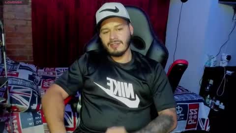 ragnar_lothbrok77 online show from February 19, 2025, 5:16 am