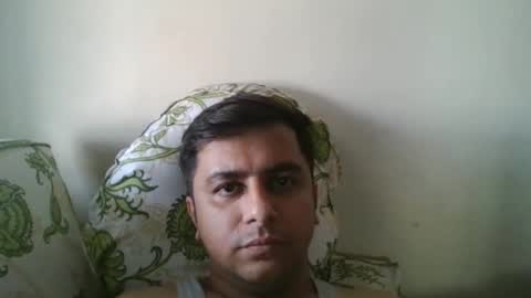Snapshot of rahuldave007 chatting on February 13, 2026, 9:27 am Dave online show from February 13, 2026, 9:27 am