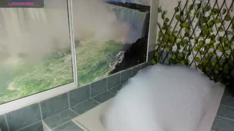 raichell_sweet_curvy online show from May 9, 2026, 3:06 pm