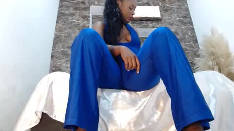 Snapshot of raichellcooper1 chatting on September 19, 2025, 3:56 pm raichellcooper1 online show from September 19, 2025, 3:56 pm