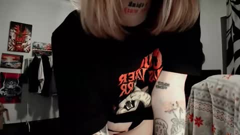 Snapshot of raiingurl chatting on September 20, 2025, 12:00 am Kate online show from September 20, 2025, 12:00 am