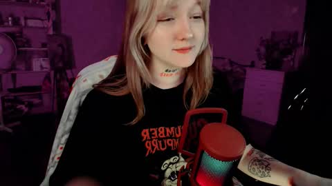 Snapshot of raiingurl chatting on March 4, 2026, 6:19 am Kate online show from March 4, 2026, 6:19 am