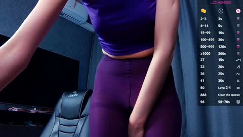 Snapshot of raimeii chatting on December 4, 2024, 7:23 pm Mei online show from December 4, 2024, 7:23 pm