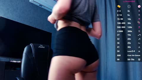 Snapshot of raimeii chatting on December 17, 2024, 4:53 pm Mei online show from December 17, 2024, 4:53 pm