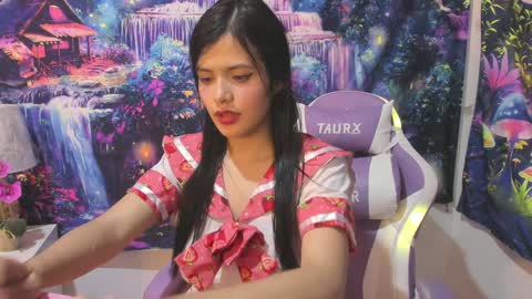 Snapshot of rainbow__coockie chatting on January 18, 2025, 6:24 am rainbow__coockie online show from January 18, 2025, 6:24 am