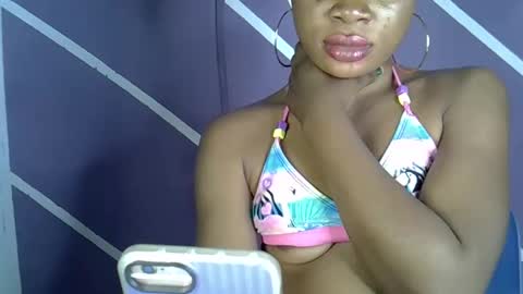 Snapshot of rainbow_baby26 chatting on September 25, 2025, 7:28 pm rainbow baby26 online show from September 25, 2025, 7:28 pm