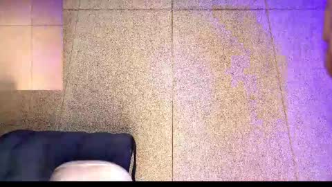 Snapshot of rainbow_farmer_james chatting on December 18, 2025, 5:52 pm Rainbow James online show from December 18, 2025, 5:52 pm