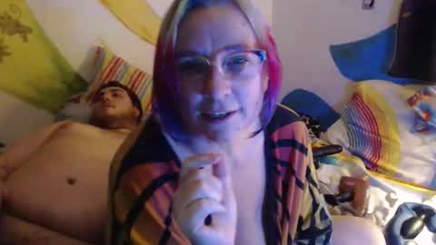 RainbowNLucky online show from December 22, 2025, 5:37 am