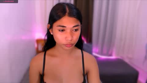 raindrizzle1706 online show from February 26, 2026, 4:44 am