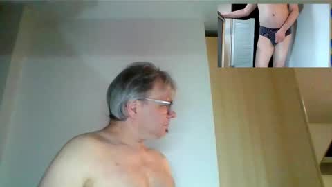 Rainer online show from December 25, 2024, 11:42 pm