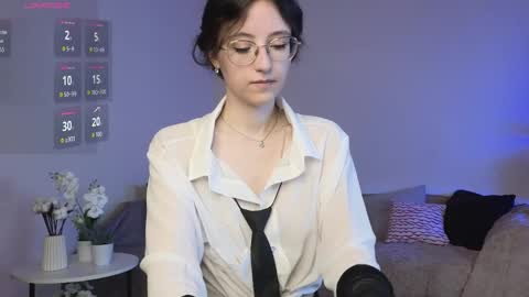 rainybella online show from May 15, 2026, 7:15 am