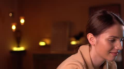 Raisa online show from March 3, 2025, 2:48 pm