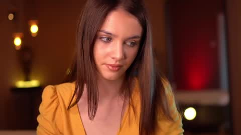 Raisa online show from March 9, 2025, 7:56 am