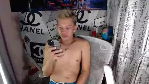 ralfhuge24 online show from April 23, 2026, 12:29 pm