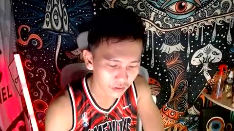 ralfhuge24 online show from May 24, 2026, 4:01 pm