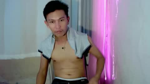 ralfhuge24 online show from May 31, 2026, 3:15 am