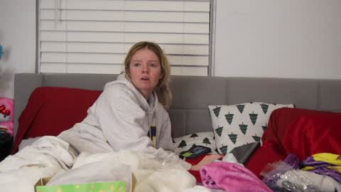 Snapshot of ramichick chatting on January 1, 2025, 3:45 am Rami online show from January 1, 2025, 3:45 am