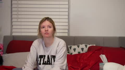 Snapshot of ramichick chatting on January 3, 2025, 9:15 am Rami online show from January 3, 2025, 9:15 am