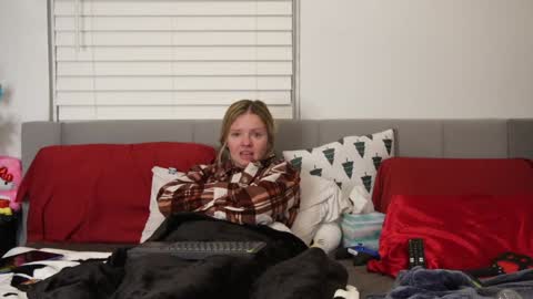 Snapshot of ramichick chatting on January 6, 2025, 4:36 am Rami online show from January 6, 2025, 4:36 am