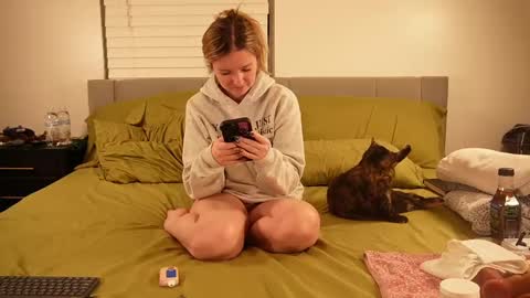 Snapshot of ramichick chatting on February 16, 2025, 1:36 am Rami online show from February 16, 2025, 1:36 am