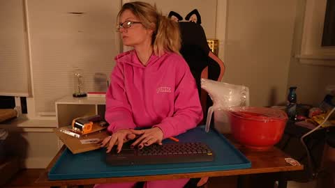 Snapshot of ramichick chatting on February 25, 2025, 2:14 am Rami online show from February 25, 2025, 2:14 am