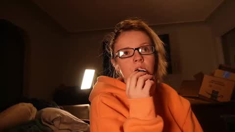 Snapshot of ramichick chatting on February 26, 2025, 5:31 am Rami online show from February 26, 2025, 5:31 am