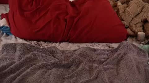 Snapshot of ramichick chatting on March 11, 2025, 4:10 am Rami online show from March 11, 2025, 4:10 am