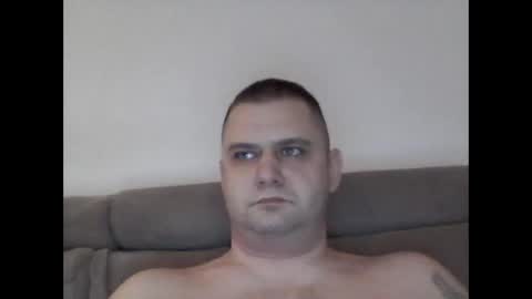 Snapshot of ramon0688 chatting on February 16, 2025, 9:05 pm Ramon online show from February 16, 2025, 9:05 pm