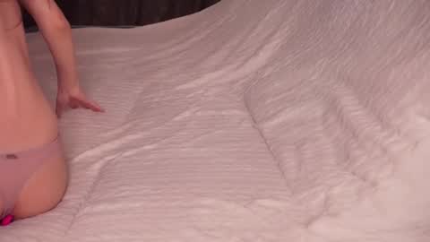 Ramona 3 ig Ramonaascity online show from February 25, 2025, 12:03 pm