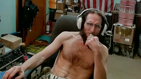 Snapshot of randalltotazz chatting on February 21, 2025, 11:55 am Randall online show from February 21, 2025, 11:55 am