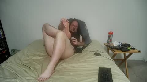 Snapshot of rando1235 chatting on April 9, 2026, 5:07 am rando1235 online show from April 9, 2026, 5:07 am