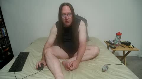 Snapshot of rando1235 chatting on May 16, 2026, 7:05 am rando1235 online show from May 16, 2026, 7:05 am
