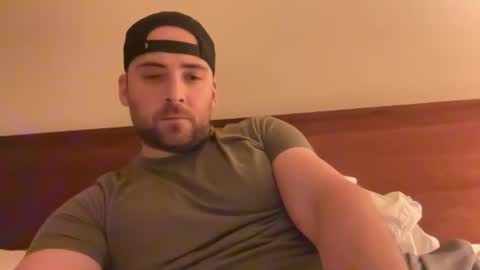 Snapshot of randomdude5950 chatting on February 17, 2025, 1:58 am randomdude5950 online show from February 17, 2025, 1:58 am