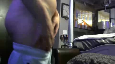 Randy8inbater online show from October 30, 2025, 8:27 am