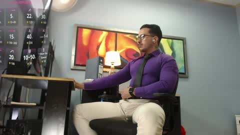 randylukehot online show from March 27, 2026, 8:52 pm