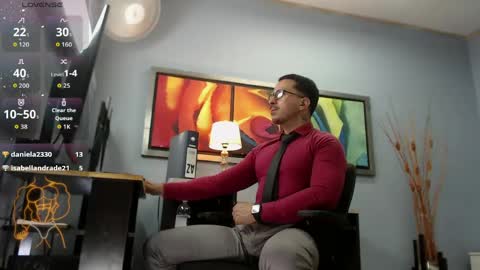 randylukehot online show from April 17, 2026, 7:39 pm