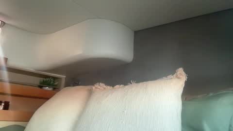 Snapshot of ransguy chatting on January 14, 2026, 8:31 am ransguy online show from January 14, 2026, 8:31 am