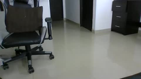 Snapshot of raphaeladam98 chatting on December 15, 2025, 1:15 pm raphaeladam98 online show from December 15, 2025, 1:15 pm