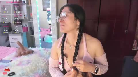 Snapshot of rapunzell__ chatting on June 18, 2026, 3:05 pm Rapunzell online show from June 18, 2026, 3:05 pm